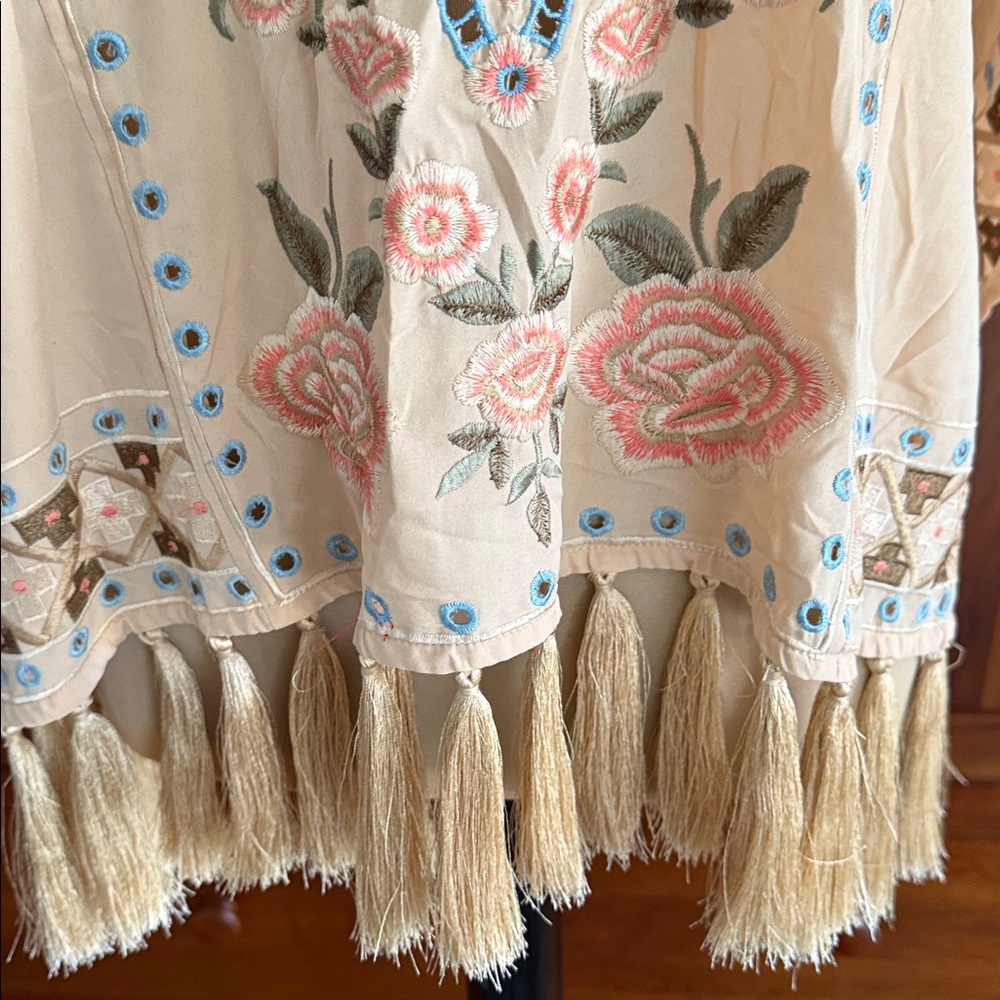 Chico’s Rose Embroidered Poncho - Picture 4 of 7